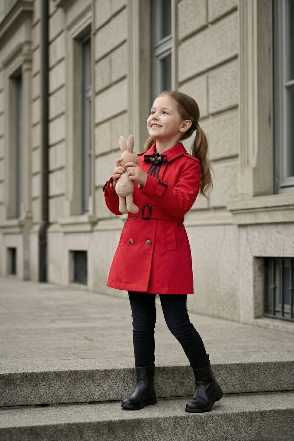 HC KİDS YAKA AKSESUARLI KIZ ÇOCUK TRENÇKOT KIRMIZI